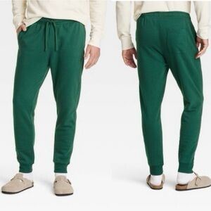 Goodfellow & Co Men’s Fleece Joggers in forest green large - NWT